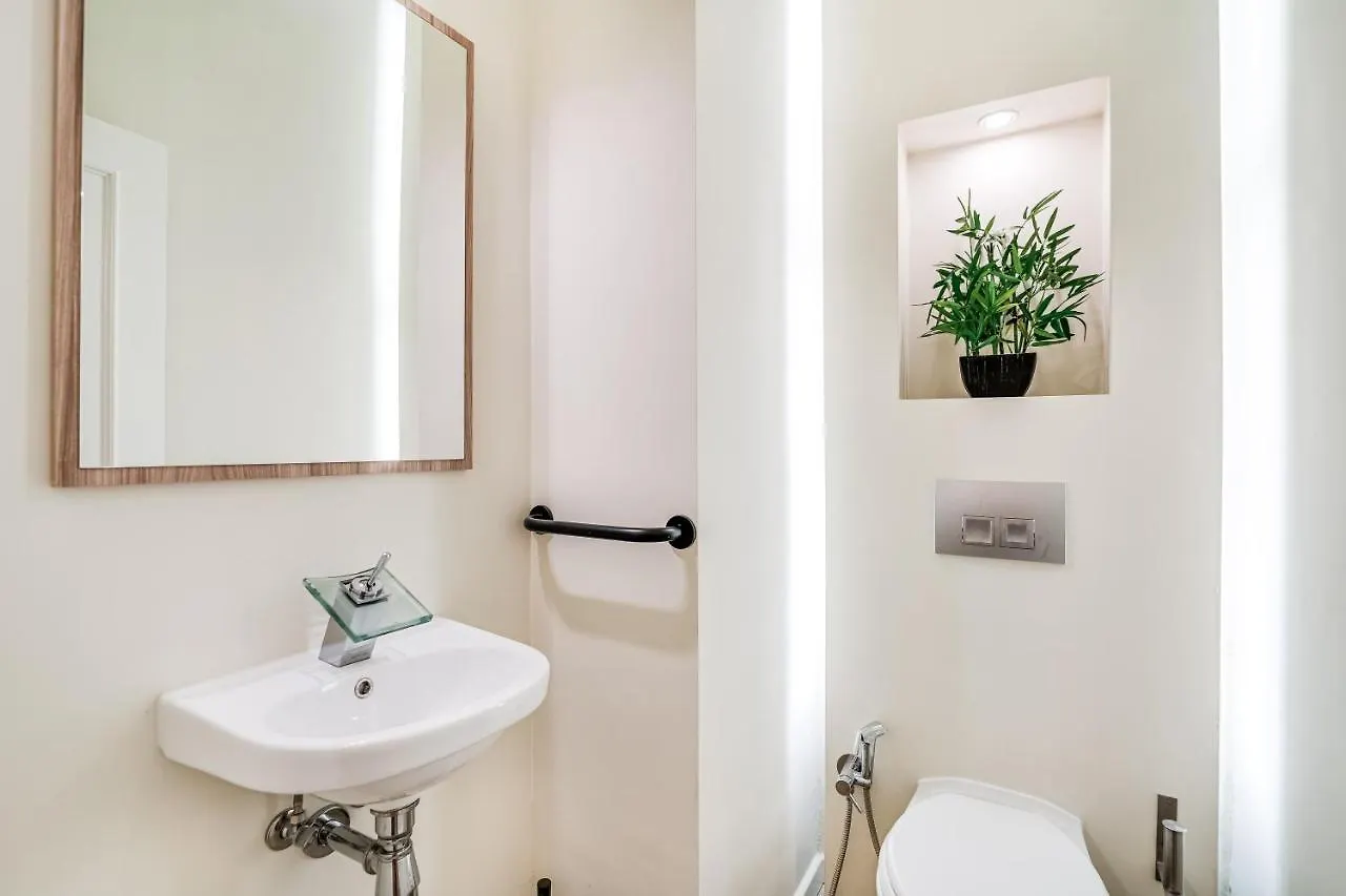Malaga Center Suite Apartment